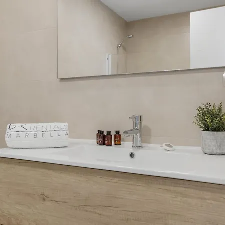 Banus Rentals- 1º Linea Playa *