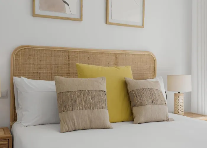 Banus Rentals- 1º Linea Playa * Marbella