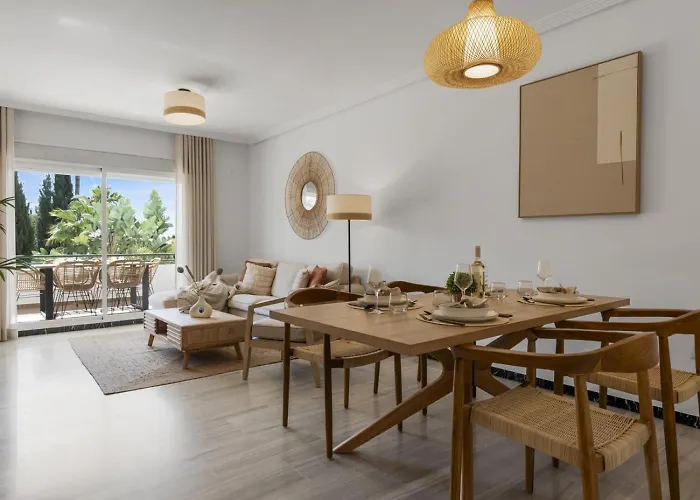 Banus Rentals- 1º Linea Playa Marbella