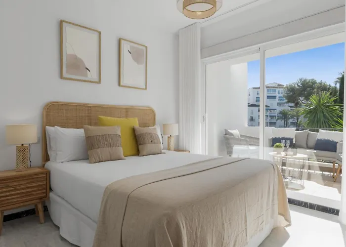 Banus Rentals- 1º Linea Playa Daire
